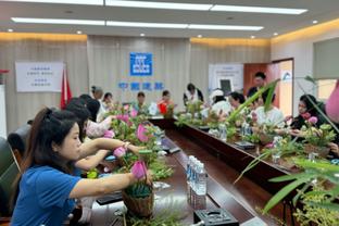 还能留住吗❓药厂核心维尔茨34场10球17助，20岁身价1亿欧？